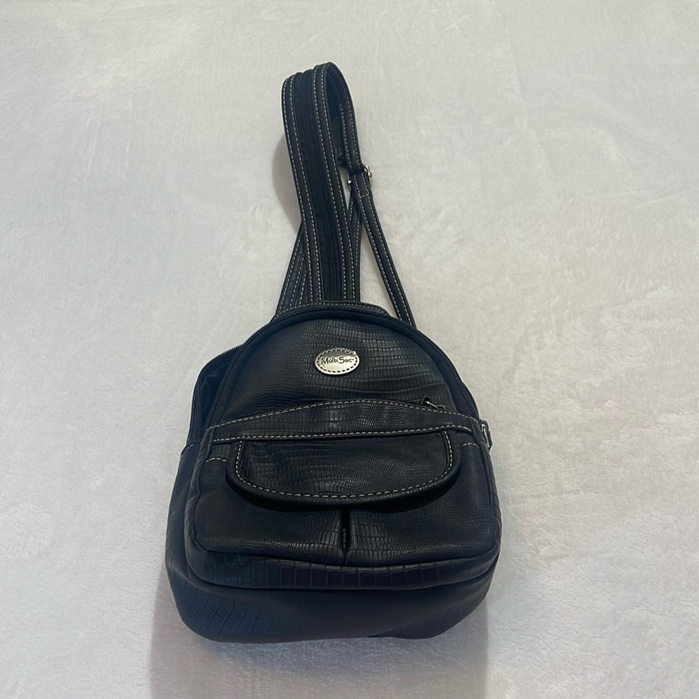 MULTI SAC SMALL BACKPACK/SHOULDER BAG. BLACK